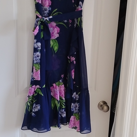 Talbot's Floral Dress - Picture 3 of 13